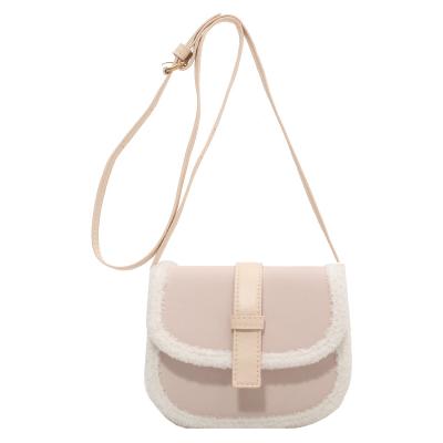 China Factory Wholesale Anti-theft Plush Color Handle Stitching Soft Shoulder Bag for sale