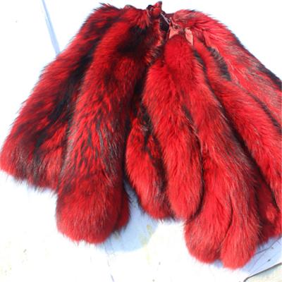 China Raw Fur Raw Dyed Nature Raccoon Fur For Real Whole Trim Fur Hide for sale