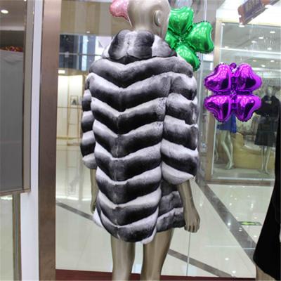 China Soft Hand Feeling Factory Price Nature Chinchilla Fur Coats Soft Hand Feeling Real Chinchilla Skin Wholesale Fur Coats for sale