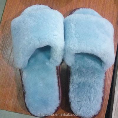 China Wholesale Fashion Trend Women's Winter Sheepskin Slippers Sandals Real Fur Indoor Slippers for sale