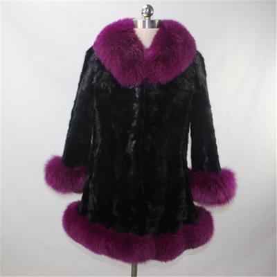 China 2018 Fashionable Women's Natural Sustainable Mink Fur Coat With Real Fox Fur Collar for sale