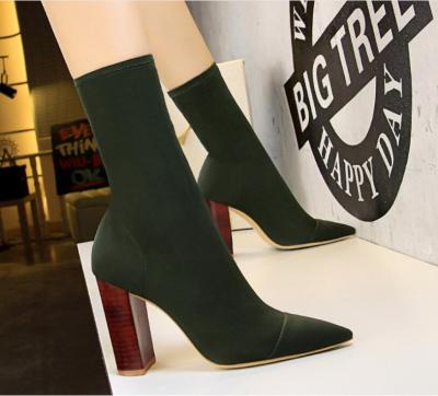 China 2021 New Women's Wool Simple Soft Wild Wild Boots Y12515 Autumn Winter Waterproof High Heel Boots Comfortable Women's Pointed Shoes for sale