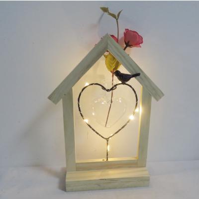 China Worldwide metal and wood frame love heart shape glass vase for sale