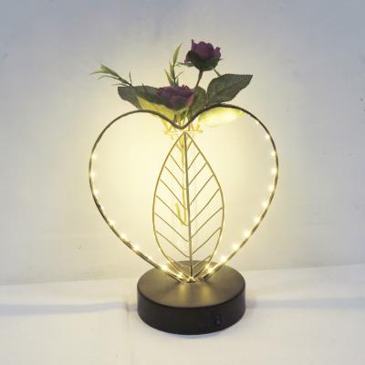 China Worldwide Love Heart Frame Leaf Shape LED Metal Light Table Decor with 1 PC Glass Tube Vase for Planting for sale