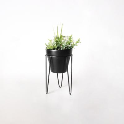 China Factory Hot Selling Modern Classical Decorative Pots Metal Shelf Tripod Indoor Garden Stand for sale