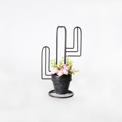 China Modern Wrought Iron Cactus Plant Pots Stand Flower Pot Carrier Hand Basket with 1 Pot for sale