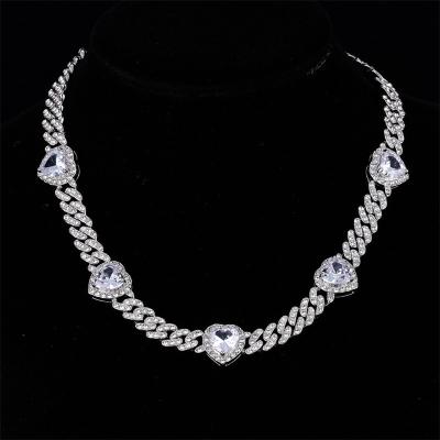 China FASHIONABLE Hiphop Iced Out New Style Big Heart Diamond Chain Necklace Bling Cuban Chain Necklaces for sale