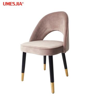 China Italy Dining Chair Luxury Dining Chair Velvet Wooden Legs Brass Legs Finish Modern Restaurant Furniture Cafe Chair COLETTE Chair for sale