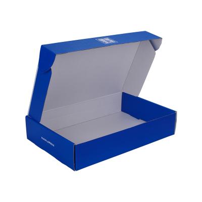 China Custom Recyclable Clothes Folding Lingerie Box Packaging Three Layers Of Corrugated Paper Box for sale