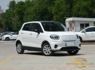 China 0,6 Stunden Ladezeit Safety Car Mini 14,5 s Beschleunigung Umweltfreundliches Automobil zu verkaufen