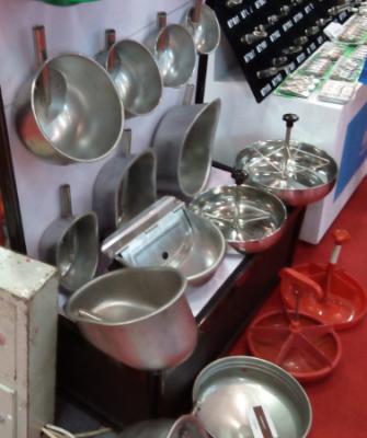 China Farms drinking bowls for pig farm for sale