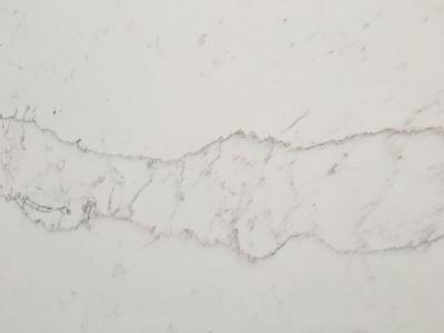 China Prefab Stylish Calacatta Pattern Engineered Quartz Stone Countertops / Vanity Tops for sale