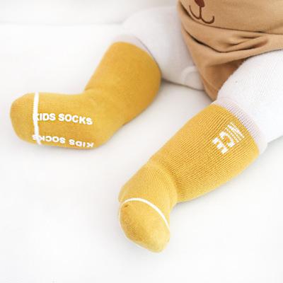 China Toddler Kids Antibacterial Antibacterial Antibacterial Warm Coverall Baby Thickened Cotton Winter Floor Grip Socks for sale