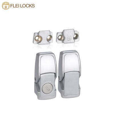 China DKS Zinc Alloy Over Latch Center Latch Suction Toggle Latch for sale