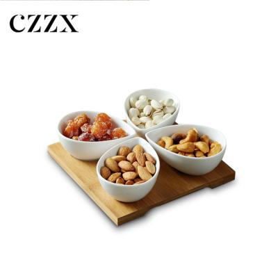 China Sustainable Snack Candy Bone China Dinnerware Set With Wooden Bamboo Tray For Party Hotel Wedding for sale