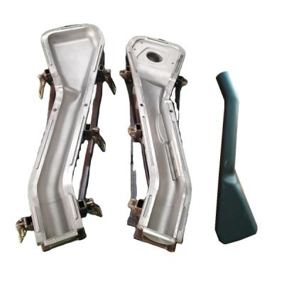 Chine Professional Automobile Intake Pipe Roto Molded Plastic Products Rotomolding Customized Mold Manufacturers à vendre