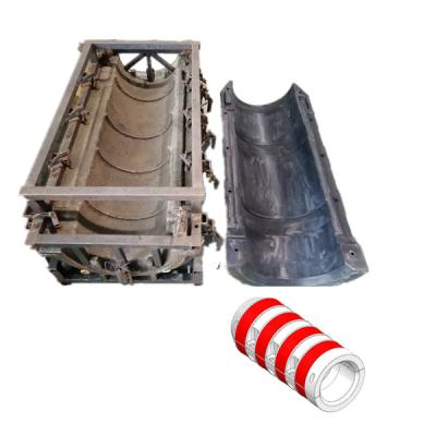 China Foundry Mold Customized Aluminum Die Casting Tooling For Road Barrier Mold Customized Size for sale