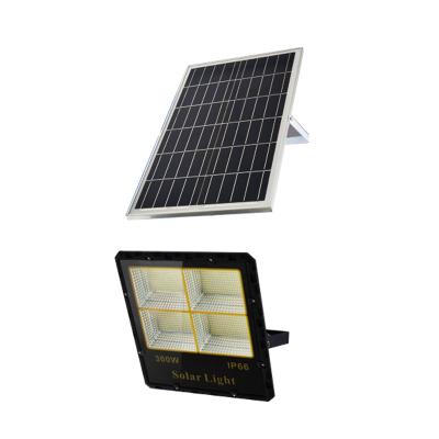 China IP66 Outdoor Floodlight Industrial Outdoor Light Garden Solar Led Flood Light for sale