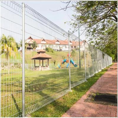 China Easily Assembled Professional Customized Galvanized BRC Roll Top Mesh Fence Welded Wire Fence Panels BRC Fencing for sale