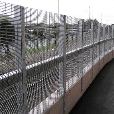 China Hot New Products 358 Wire Mesh Fence Anti Climb Security Barrier 358 Easily Assembled Anti Climb Barrier for sale