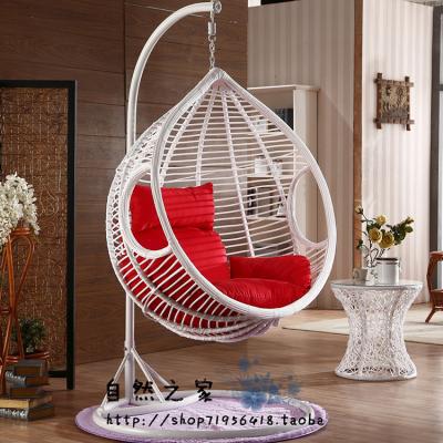 China Modern Eco-freindly Egg Shape Outdoor Furniture Garden Wicker Rattan Patio Swings Hanging Egg Swing Chair for sale