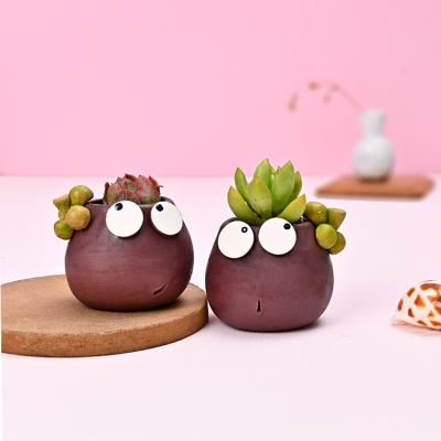 China Mini Mangosteen Shape Handmade Ceramic Succulent Wholesale Durable Planter Naturix Material Plant Pots for sale