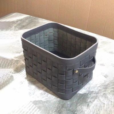 China Factory Viable Wholesale Customized Handwoven Light Luxury Leather Bedroom Basket Storage for sale