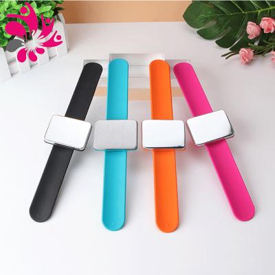 China Hair Salon CLASSIC Silicone Magnetic Wristband for Holding Hair Bobby Pins Hairpin Bracelet for sale