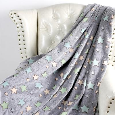 China Anti-Static Glow In The Dark Throw Blanket For Kids Birthday Gift Unique Soft And Durable Bright Cute Blanket With Starred Profile for sale