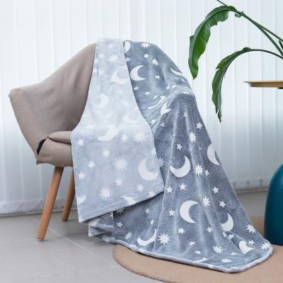 China Anti-Static Glow in the Dark Moon Star Throw Gifts Blankets Toys Beds Home Decor Soft Comfortable Fluffy Light Weight Luminous Blankets for sale