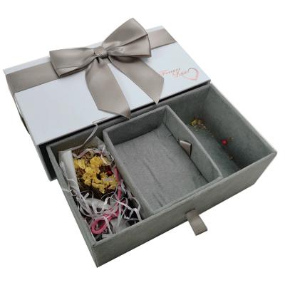 China Customized Flower Box Custom Recyclable Paper Box Gift Luxury Sliding Gift Box for sale