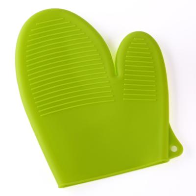 China Silicone Heat Resistant Mitt Two-Finger Tools Insulation Mitt Microwave Oven Stripe Anti-Scalding Anti-Skid Mitt for sale