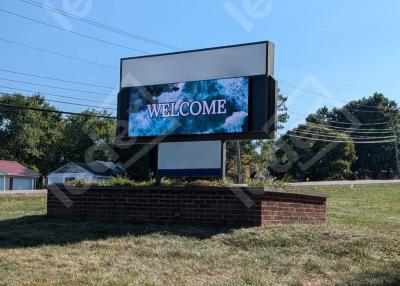 China Aluguer de ecrã de LED a cores na beira da estrada, cartaz digital P10 e ecrã traseiro a LED à venda