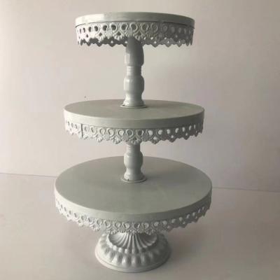 China Gorgeous Wedding Decoration Metal Wedding Cake White Stand With 3 Tiers For Tea Party Anniversary Celebration for sale