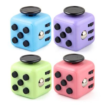 China Relieve Stress Toys Newcomer Dice Pop Up Anti Spinner Snapper Restless Person Stress Toys Magic Infinite Cube for sale