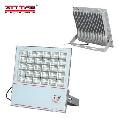 China Low Profit Portable Matrix Outdoor 70w Cast Aluminum Solar Led Flood Light for sale