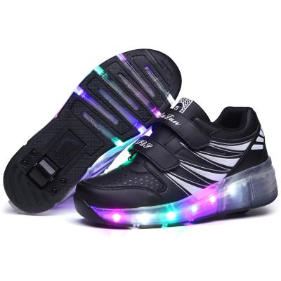 China TPR Good Quality New Arrivals Usb Charging Led Roller Skate Shoe Lightweight Cheap Roller Skates for sale