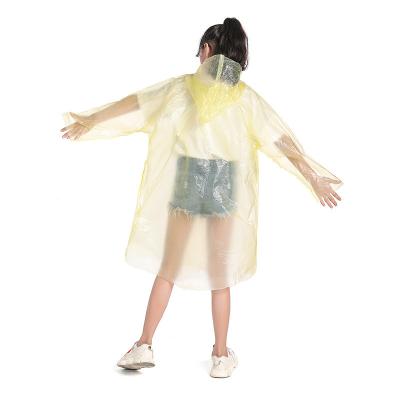 China Outdoor Travel Raincoat Children's Disposable PE Raincoat Children's Pullover Bachelorette Raincoat Clothes for sale