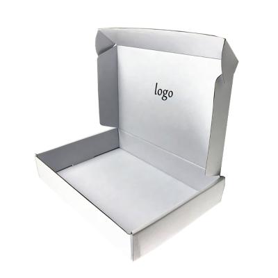 China Simple Elegant White New Materials Folding Kraft Paper Box Recycled Customized Shipping Box With Logo Print for sale