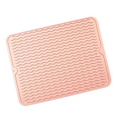 China Sustainable Washable Reusable Tripods Silicone Place Drying Dishes Mat for sale