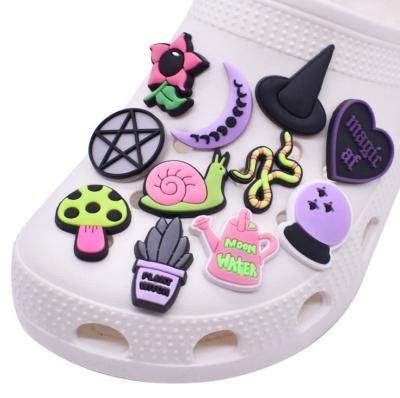 China Shoe Buckle Black Lives Matter Shoe Charms For Charm Bracelets Shoe Decoration Accessories Fits Clog Women Shoe for sale