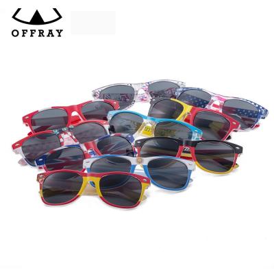 China Factory Wholesale Anti UV400 High Quality Promotional USA Flag Custom Design Custom Logo Sunglasses for sale