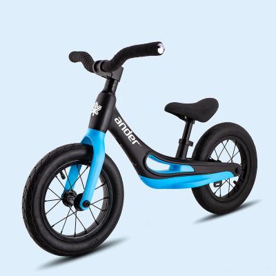 China Hot Selling AM-1226 Ebay Magnesium Alloy Ander Patented Design Magnesium Alloy Kids Balance Bike Push Bike Walking Bike for sale