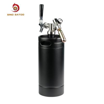 中国 3.8liter Sus304 Pressurized Mini Keg Custom Packing Logo Beer Dispenser 販売のため