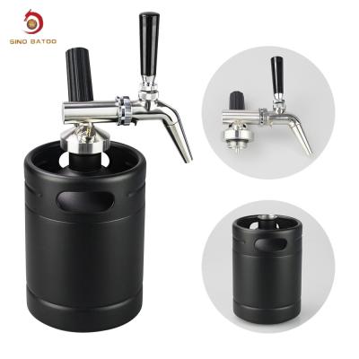 Cina Nitro macchinette del caffè fredde nere di miscela 64oz, acciaio inossidabile Mini Nitro Cold Brew Keg in vendita