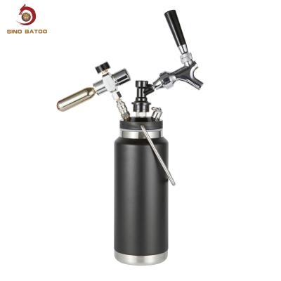 Cina Erogatore amichevole del rivelatore di cortocircuiti della birra 1L di Eco, vuoto isolato Mini Beer Keg Dispenser in vendita