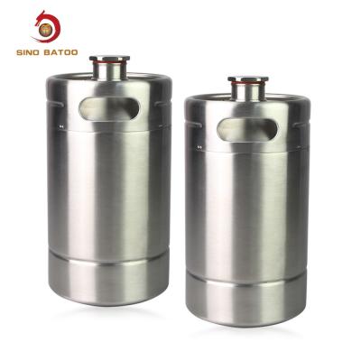 Cina 64oz Mini Keg isolato doppio, barile di birra della serratura della palla 2L in vendita