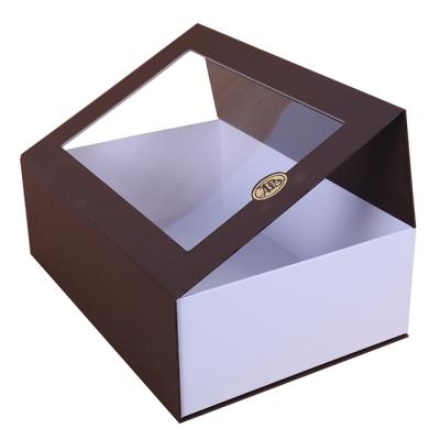 China Recyclable Rigid Magnetic Closure Paper Gift Box With Window for sale