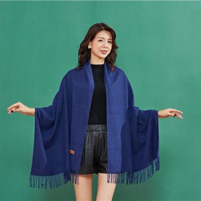 China Factory New Product Soft Thick Thick Shawl Scarf Unique Design Contact Feeling Touch Design Winter Cape Women for sale