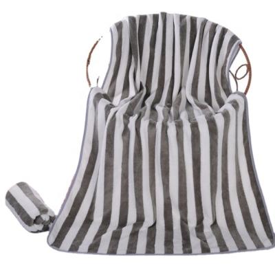 China Wholesale Microfiber QUICK DRY Running Coral Fleece Design Stripe Fashion Bath Towel Striped Beach Towel for sale